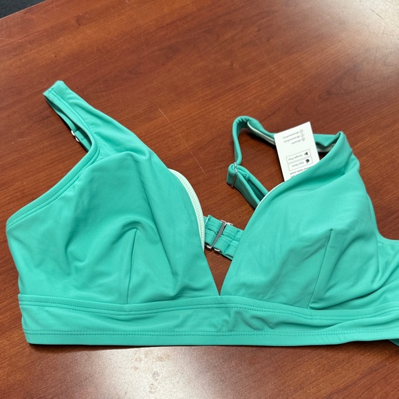 Cupshe Other - Cupshe bikini top L // 070305